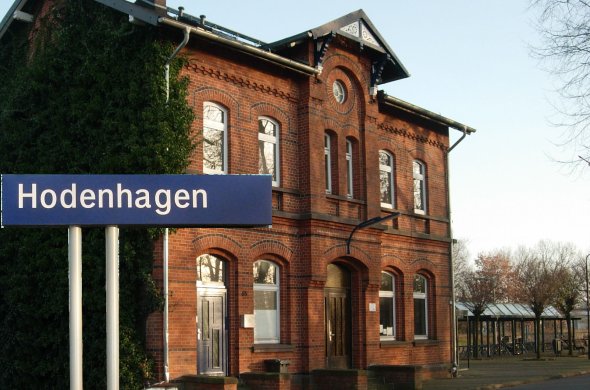 bahnhof